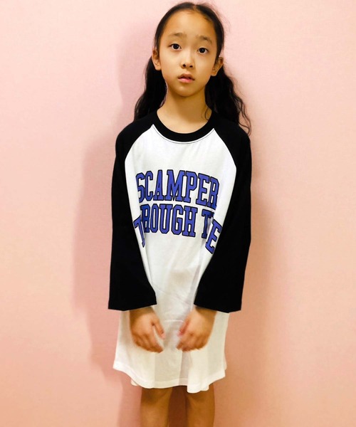 THE CASUAL(カジュアル)の「プリント長袖 BIGワンピース(ワンピース・キッズ・グレー系3/ネイビー系2/ダークグリーン/オフホワイト/ホワイト系1/グレー系1/グレー系4/ブラック系1/チャコール/ネイビー/ダークグリーン系1/杢グレー/グレー系2/ブラック/ベージュ/ネイビー系1・110cm/120cm/130cm/140cm/150cm/160cm)」の5枚目の写真