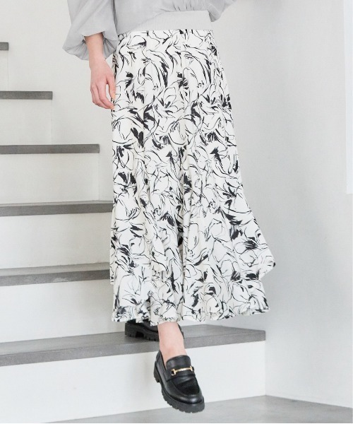 mysty woman（ミスティウーマン）の「エスカルゴマーメイドスカート 191946（スカート・レディース・ブラック系その他/ベージュ系1/アイボリー/ベージュ系その他/ブラック系3/グレー系1/ブルー系1/ブラック系1/ホワイト系1/グレー系2/ブラック系2/ホワイト系その他3/ホワイト系その他/グリーン系その他/ブラウン系その他/ブラック系8/ブラック系その他7・FREE）」の5枚目の写真