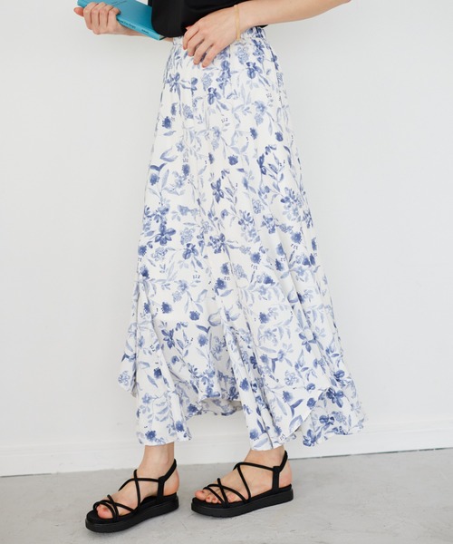 mysty woman（ミスティウーマン）の「エスカルゴマーメイドスカート 191946（スカート・レディース・ブラック系その他/ベージュ系1/アイボリー/ベージュ系その他/ブラック系3/グレー系1/ブルー系1/ブラック系1/ホワイト系1/グレー系2/ブラック系2/ホワイト系その他3/ホワイト系その他/グリーン系その他/ブラウン系その他/ブラック系8/ブラック系その他7・FREE）」の17枚目の写真