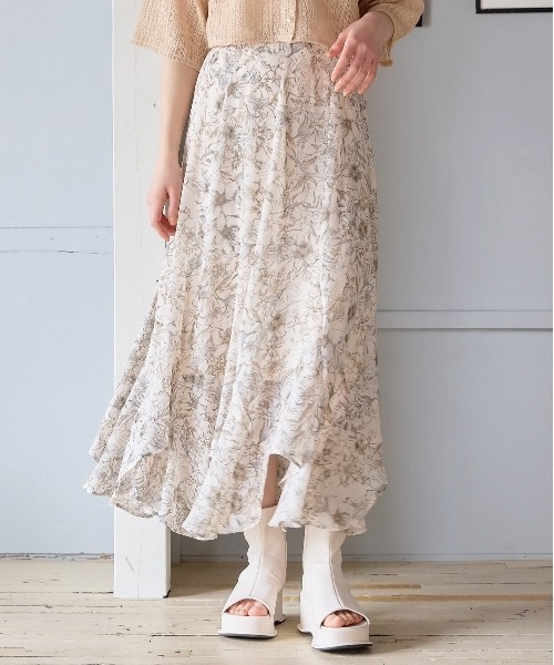mysty woman（ミスティウーマン）の「エスカルゴマーメイドスカート 191946（スカート・レディース・ブラック系その他/ベージュ系1/アイボリー/ベージュ系その他/ブラック系3/グレー系1/ブルー系1/ブラック系1/ホワイト系1/グレー系2/ブラック系2/ホワイト系その他3/ホワイト系その他/グリーン系その他/ブラウン系その他/ブラック系8/ブラック系その他7・FREE）」の2枚目の写真