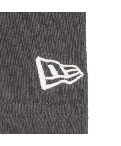 NEW ERA（ニューエラ）の「ニューエラ 半袖Tシャツ オーバーサイズ 手書き ONSPOTZ別注（Tシャツ/カットソー・メンズ・ホワイト/ブラック/グレー系その他/ネイビー/チャコールグレー/グレー系その他2/パープル/ピンク・S/M/L/XL/XXL）」の16枚目の写真