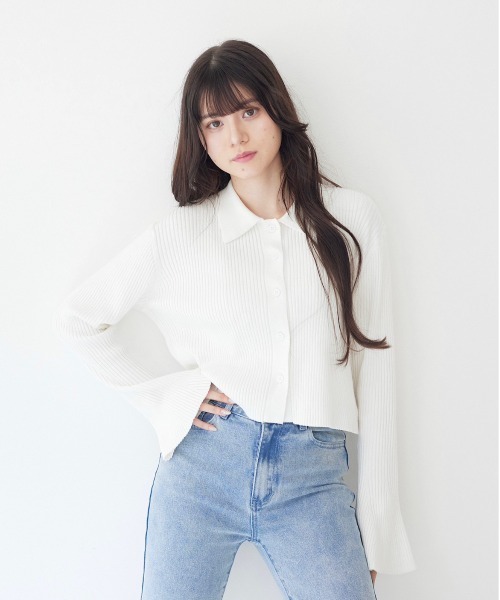 17HR（セブンティーンアワーズ）の「フレアスリーブニットカーディガン（カーディガン/ボレロ・レディース・ホワイト/ブラック・FREE）」の5枚目の写真