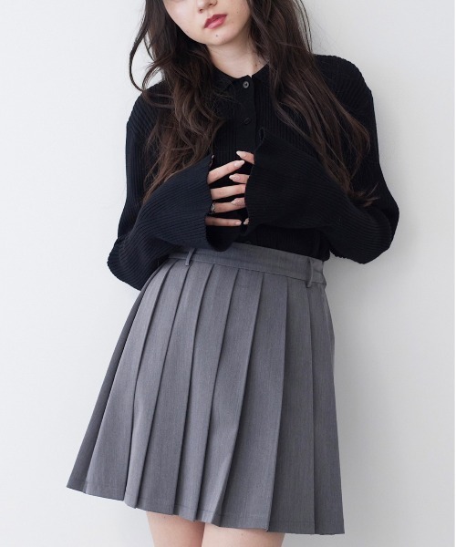 17HR（セブンティーンアワーズ）の「フレアスリーブニットカーディガン（カーディガン/ボレロ・レディース・ホワイト/ブラック・FREE）」の18枚目の写真