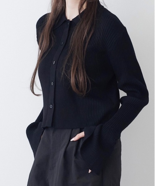 17HR（セブンティーンアワーズ）の「フレアスリーブニットカーディガン（カーディガン/ボレロ・レディース・ホワイト/ブラック・FREE）」の12枚目の写真