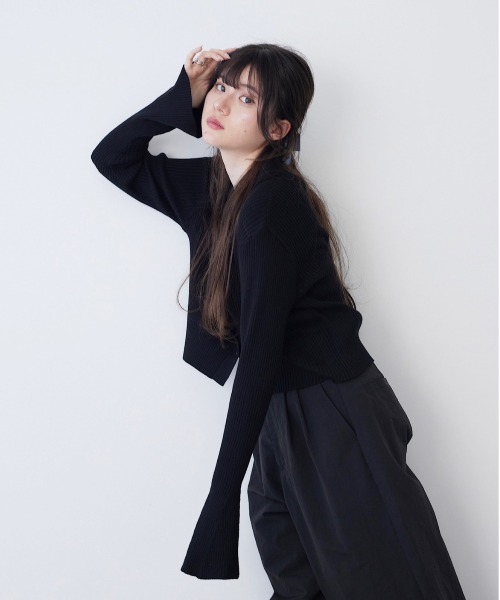 17HR（セブンティーンアワーズ）の「フレアスリーブニットカーディガン（カーディガン/ボレロ・レディース・ホワイト/ブラック・FREE）」の13枚目の写真