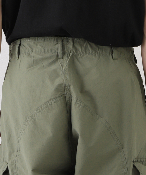 JOURNAL STANDARD（ジャーナルスタンダード）の「カナディアン オーバー バルーン カーゴパンツ（カーゴパンツ・メンズ・ブラック/カーキ/グレー・LARGE/MEDIUM）」の12枚目の写真
