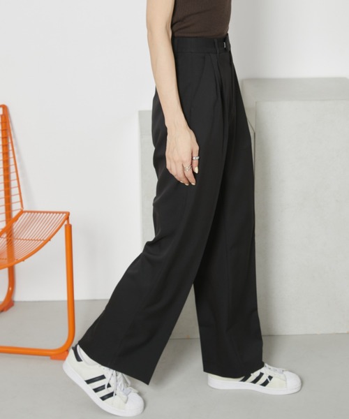 Auntie Rosa Holiday（アンティローザホリデー）の「【骨格ナチュラル】【ポリエステルツイル】タックワイドパンツ（スラックス・レディース・イエロー/ベージュ/トップグレー/ブラック/ライトグレー・マルチサイズ）」の10枚目の写真