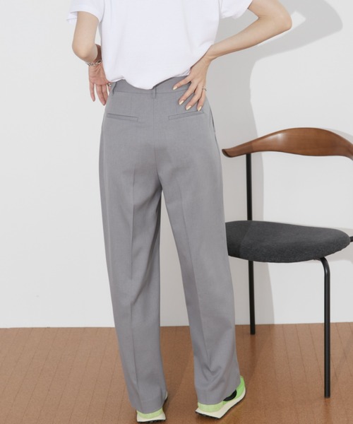 Auntie Rosa Holiday（アンティローザホリデー）の「【骨格ナチュラル】【ポリエステルツイル】タックワイドパンツ（スラックス・レディース・イエロー/ベージュ/トップグレー/ブラック/ライトグレー・マルチサイズ）」の19枚目の写真