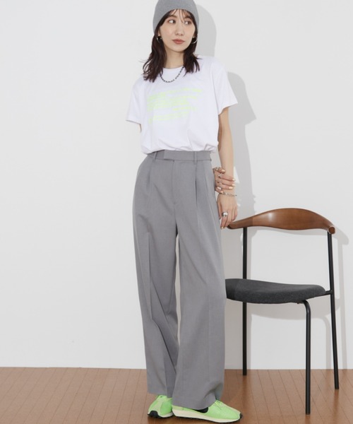 Auntie Rosa Holiday（アンティローザホリデー）の「【骨格ナチュラル】【ポリエステルツイル】タックワイドパンツ（スラックス・レディース・イエロー/ベージュ/トップグレー/ブラック/ライトグレー・マルチサイズ）」の21枚目の写真