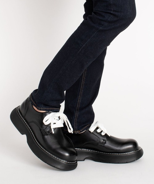 SVEC（シュベック）の「ボリュームソール 3ホール レースアップシューズ（ドレスシューズ・メンズ・ブラック・40/41/42/43/44）」の5枚目の写真