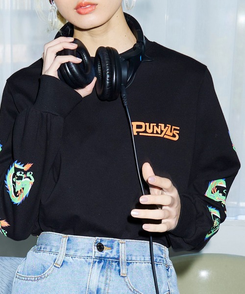 PUNYUS(プニュズ)の「スリーブプリントロンT(Tシャツ/カットソー・レディース・ホワイト/ブラック・3/4/2/1)」の19枚目の写真