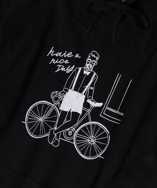 MODISH GAZE(モディシュガゼ)の「MODISH GAZE T/Cポンチ プルパーカー(自転車おじさん)(パーカー・メンズ・オフホワイト/ブラック/カーキ・M/L)」の4枚目の写真