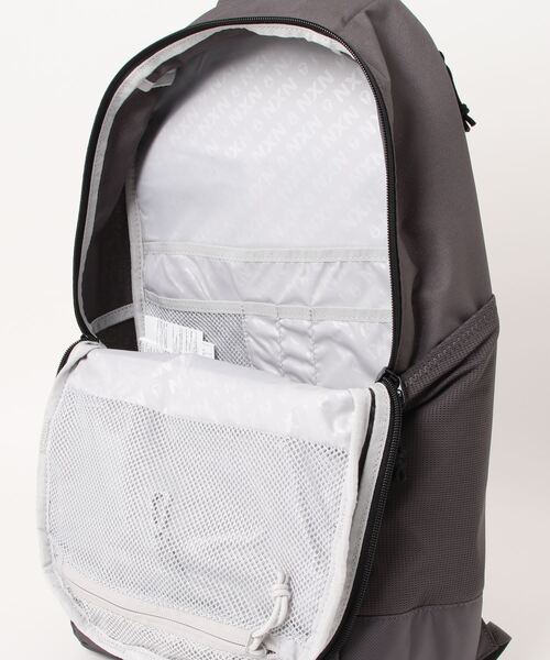 NIXON(ニクソン)の「【NIXON/ニクソン】Ransack Backpack バックパック 容量26L 海洋プラスチックを採用したサステイナブルモデル A4サイズ15インチPC収納可能(バックパック/リュック・メンズ・チャコール・FREE)」の14枚目の写真