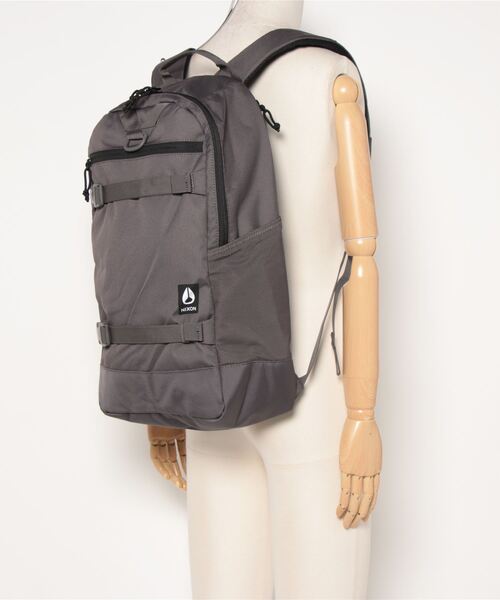 NIXON(ニクソン)の「【NIXON/ニクソン】Ransack Backpack バックパック 容量26L 海洋プラスチックを採用したサステイナブルモデル A4サイズ15インチPC収納可能(バックパック/リュック・メンズ・チャコール・FREE)」の15枚目の写真