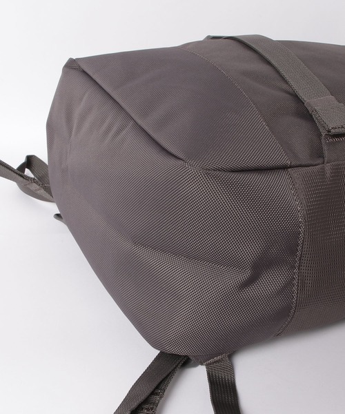 NIXON(ニクソン)の「【NIXON/ニクソン】Ransack Backpack バックパック 容量26L 海洋プラスチックを採用したサステイナブルモデル A4サイズ15インチPC収納可能(バックパック/リュック・メンズ・チャコール・FREE)」の8枚目の写真