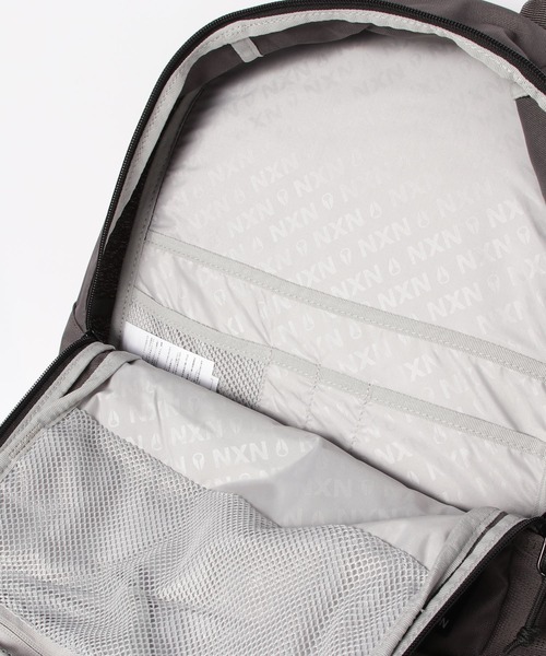 NIXON(ニクソン)の「【NIXON/ニクソン】Ransack Backpack バックパック 容量26L 海洋プラスチックを採用したサステイナブルモデル A4サイズ15インチPC収納可能(バックパック/リュック・メンズ・チャコール・FREE)」の7枚目の写真