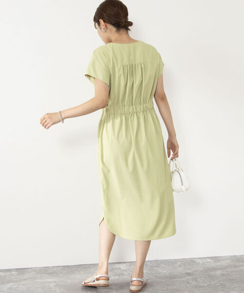 NOLLEY’S(ノーリーズ)の「ウォッシャブルフロントタックワンピース(ワンピース・レディース・ブラウン/ネイビー/イエロー・36/38)」の5枚目の写真