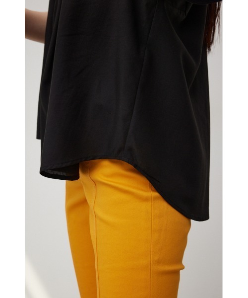 AZUL by moussy（アズールバイマウジー）の「RUFFLE SLEEVE SKIPPER BLOUSE/ラッフルスリーブスキッパーブラウス（シャツ/ブラウス・レディース・オフホワイト/ブルー/ブラック・SMALL/MEDIUM）」の12枚目の写真
