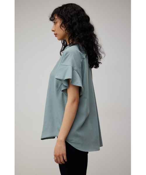 AZUL by moussy（アズールバイマウジー）の「RUFFLE SLEEVE SKIPPER BLOUSE/ラッフルスリーブスキッパーブラウス（シャツ/ブラウス・レディース・オフホワイト/ブルー/ブラック・SMALL/MEDIUM）」の6枚目の写真