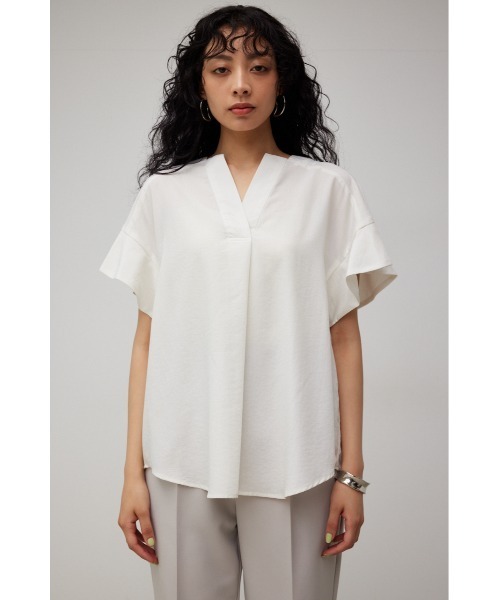 AZUL by moussy（アズールバイマウジー）の「RUFFLE SLEEVE SKIPPER BLOUSE/ラッフルスリーブスキッパーブラウス（シャツ/ブラウス・レディース・オフホワイト/ブルー/ブラック・SMALL/MEDIUM）」の17枚目の写真
