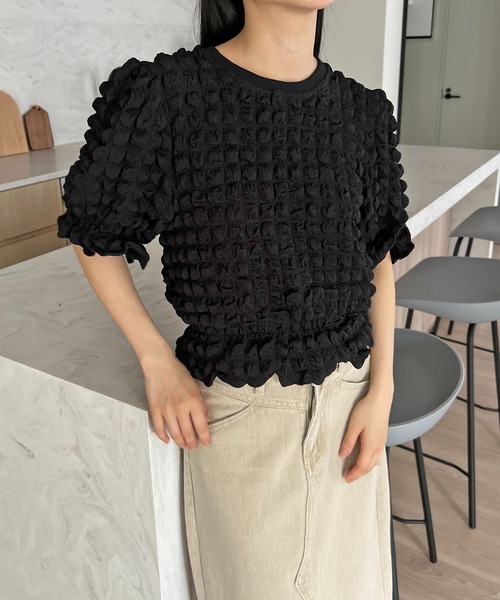 Jewelobe(ジュエローブ)の「パフボリュームぽこぽこトップス(Tシャツ/カットソー・レディース・ブラック/アイボリー・FREE)」の18枚目の写真