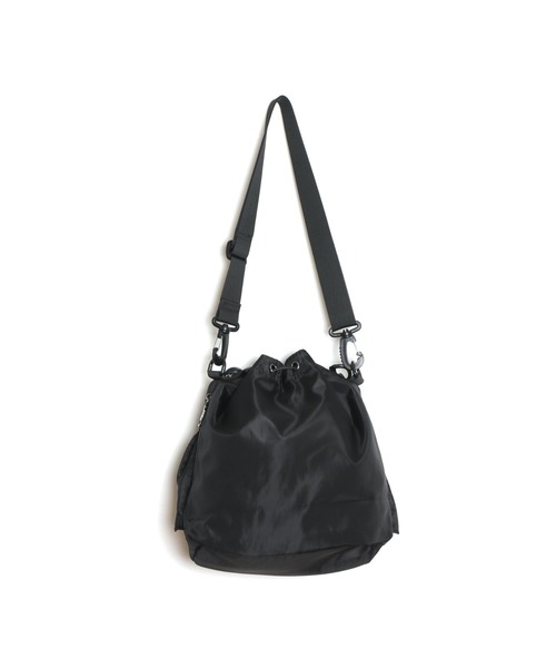 MAISON mou（メゾンムー）の「【recomend selection/セレクト】double pocket drawstring bag ダブルポケット巾着 2way バッグ（ショルダーバッグ・レディース・ブラック/オフホワイト/カーキ/ベージュ/チャコールグレー/ライトブラウン・FREE）」の10枚目の写真
