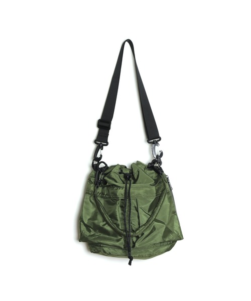 MAISON mou（メゾンムー）の「【recomend selection/セレクト】double pocket drawstring bag ダブルポケット巾着 2way バッグ（ショルダーバッグ・レディース・ブラック/オフホワイト/カーキ/ベージュ/チャコールグレー/ライトブラウン・FREE）」の11枚目の写真