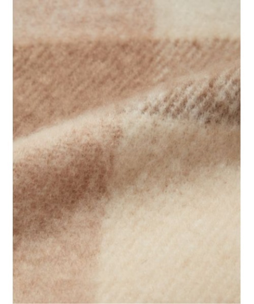 Mila Owen（ミラオーウェン）の「ツイストフリンジストール（ストール/ショール・レディース・チェック/ホワイト/レッド/グリーン・FREE）」の8枚目の写真