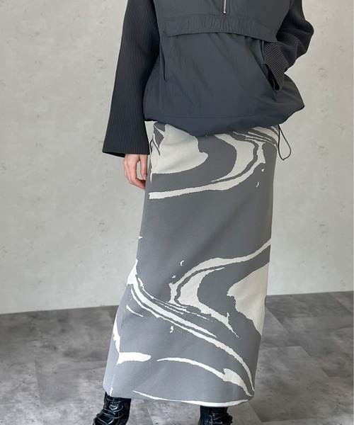 Per sist ence(パーシエンス)の「Per sist ence/パーシエンス 総柄ジャガードスカート(スカート・レディース・グレー/ブラック/ブラック系2/チャコールグレー/ホワイト系/ブラック系1/グレー系1/ベージュ/チャコールグレー×ブラック/ホワイト系2/ホワイト系3/ブラック系3/グレー系2/ベージュ系2/グレー系3/ブラック系4・FREE)」の12枚目の写真