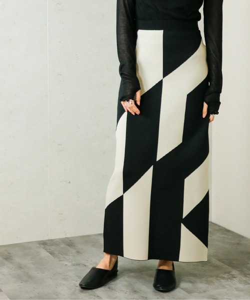 Per sist ence(パーシエンス)の「Per sist ence/パーシエンス 総柄ジャガードスカート(スカート・レディース・グレー/ブラック/ブラック系2/チャコールグレー/ホワイト系/ブラック系1/グレー系1/ベージュ/チャコールグレー×ブラック/ホワイト系2/ホワイト系3/ブラック系3/グレー系2/ベージュ系2/グレー系3/ブラック系4・FREE)」の18枚目の写真