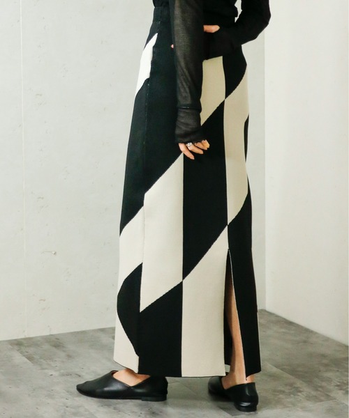 Per sist ence(パーシエンス)の「Per sist ence/パーシエンス 総柄ジャガードスカート(スカート・レディース・グレー/ブラック/ブラック系2/チャコールグレー/ホワイト系/ブラック系1/グレー系1/ベージュ/チャコールグレー×ブラック/ホワイト系2/ホワイト系3/ブラック系3/グレー系2/ベージュ系2/グレー系3/ブラック系4・FREE)」の22枚目の写真