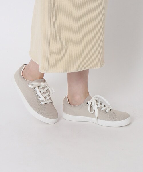 SHOO・LA・RUE（シューラルー）の「◆ハトメニットスニーカー（スニーカー・レディース・ライトグレー/ブラック・35/45）」の9枚目の写真