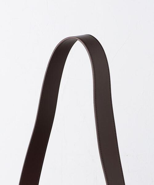 OSOI（オソイ）の「＜OSOI＞MINI BROT バッグ（ショルダーバッグ・レディース・ダークブラウン/ブラック・FREE）」の6枚目の写真