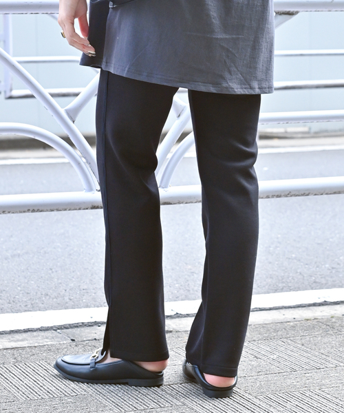 B.C STOCK（ベーセーストック）の「スリムストレートストレッチパンツ（スラックス・レディース・カーキ/ブラック・SMALL/MEDIUM）」の9枚目の写真