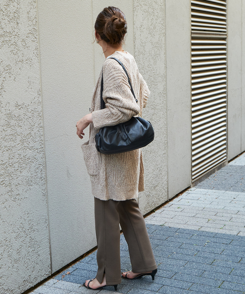 B.C STOCK（ベーセーストック）の「スリムストレートストレッチパンツ（スラックス・レディース・カーキ/ブラック・SMALL/MEDIUM）」の17枚目の写真