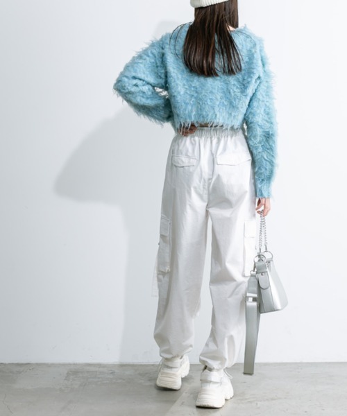 OLIVE des OLIVE(オリーブデオリーブ)の「つやつやサイドベルトカーゴパンツ 1032020160(カーゴパンツ・レディース・オフホワイト/ブラック/ブルー/ピンク・FREE)」の7枚目の写真