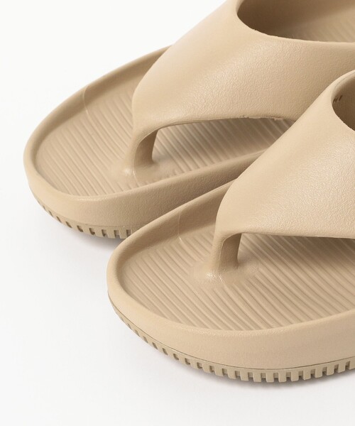 BEAMS（ビームス）の「NIKE / Calm Flip Flop KHAKI/KHAKI（サンダル・メンズ・ブラウン系その他5・28.0cm/27.0cm/26.0cm）」の2枚目の写真