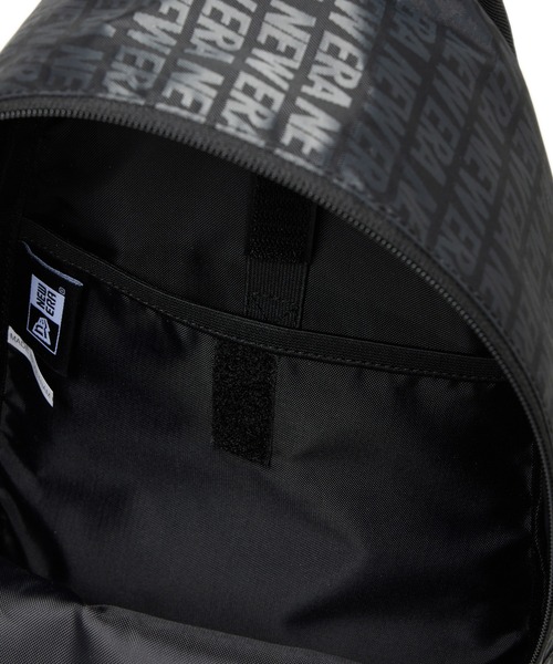 NEW ERA(ニューエラ)の「ニューエラ ボディバッグ シンプル 8L(ボディバッグ/ウエストポーチ・メンズ・ベージュ/ブラック/ストーン/ブラック系その他/ブラック系その他2・FREE)」の22枚目の写真