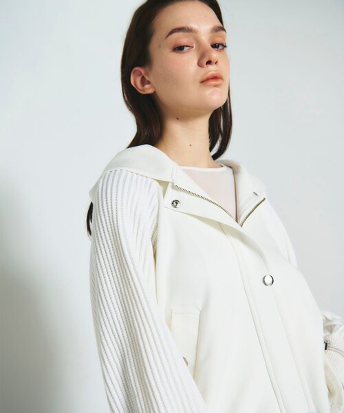 GRACE CONTINENTAL(グレースコンチネンタル)の「ニットコンビパーカー(パーカー・レディース・ネイビー/ホワイト・36)」の2枚目の写真