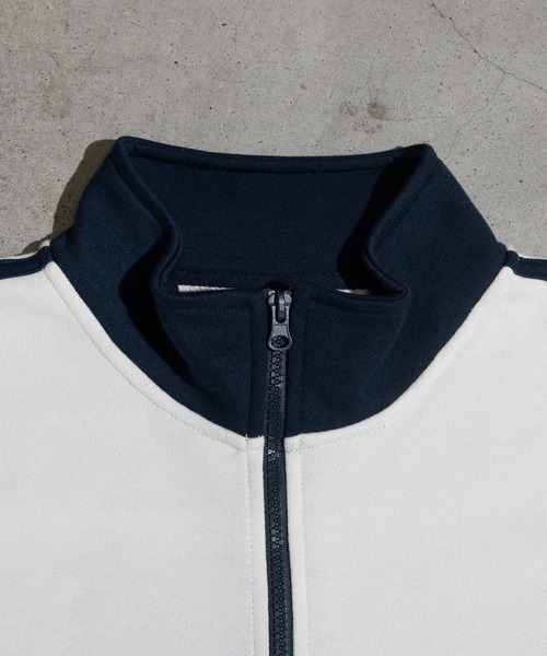 Red Cap Girl（レッドキャプガール）の「【a-r】〔RedCapGirl/レッドキャップガール〕サイドライン ワンポイント刺繍 ハーフジップ（スウェット・メンズ・ネイビー/アイボリー/ブラック・LARGE/MEDIUM/X-LARGE）」の15枚目の写真