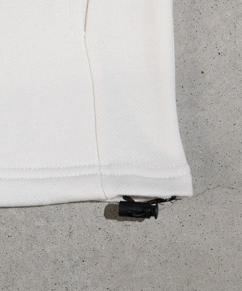 Red Cap Girl（レッドキャプガール）の「【a-r】〔RedCapGirl/レッドキャップガール〕サイドライン ワンポイント刺繍 ハーフジップ（スウェット・メンズ・ネイビー/アイボリー/ブラック・LARGE/MEDIUM/X-LARGE）」の11枚目の写真