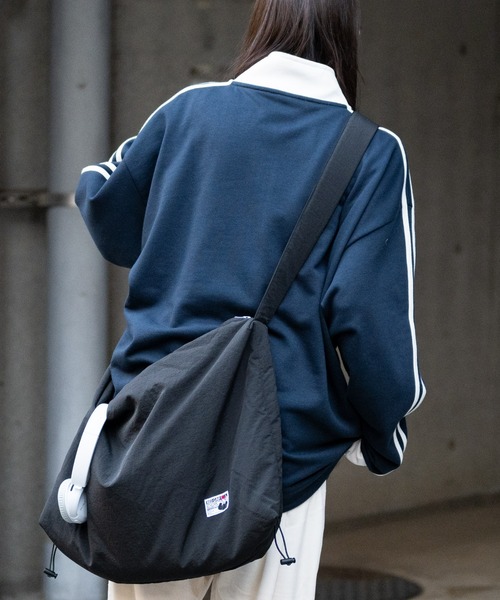 Red Cap Girl（レッドキャプガール）の「【a-r】〔RedCapGirl/レッドキャップガール〕サイドライン ワンポイント刺繍 ハーフジップ（スウェット・メンズ・ネイビー/アイボリー/ブラック・LARGE/MEDIUM/X-LARGE）」の22枚目の写真