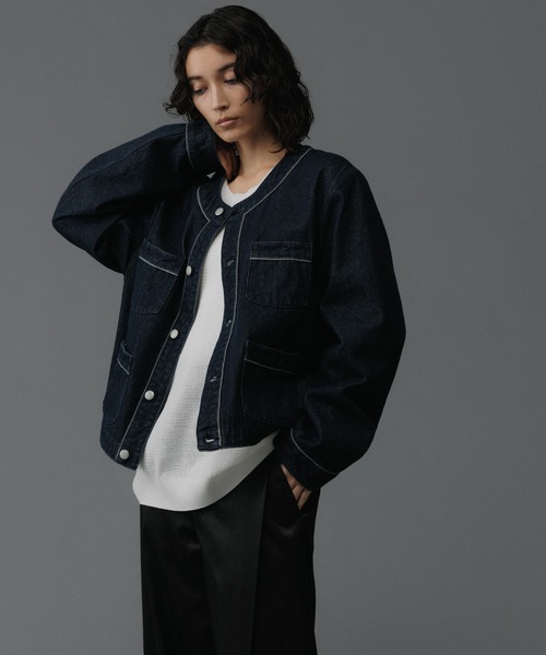 ADAM ET ROPE'(アダムエロペ)の「デニム カラーレス ルーズ ジャケット(デニムジャケット・メンズ・ブルー系その他6/ネイビー・L/M)」の21枚目の写真