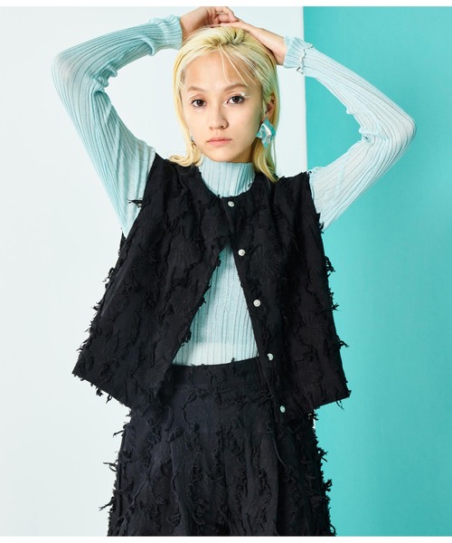 Settimissimo（セッティミッシモ）の「フリンジ ジャガード フロントボタン ジレ ベスト（ベスト・レディース・ブラック/アイボリー・FREE）」の13枚目の写真