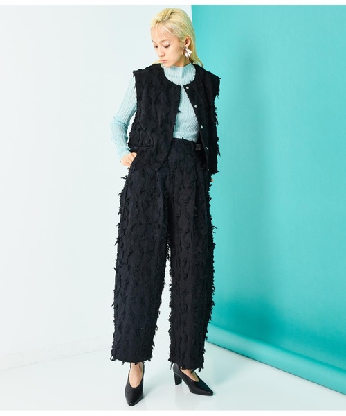 Settimissimo（セッティミッシモ）の「フリンジ ジャガード フロントボタン ジレ ベスト（ベスト・レディース・ブラック/アイボリー・FREE）」の14枚目の写真