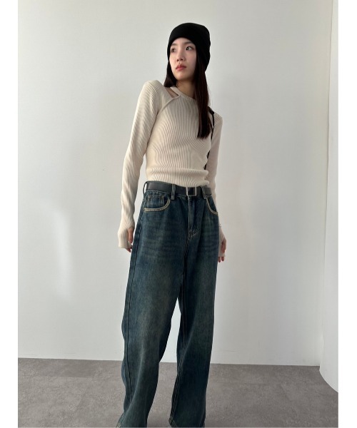 DRWCYS(ドロシーズ)の「ワイドストレートデニムパンツ(デニムパンツ・レディース・ネイビー・FREE/SMALL)」の2枚目の写真