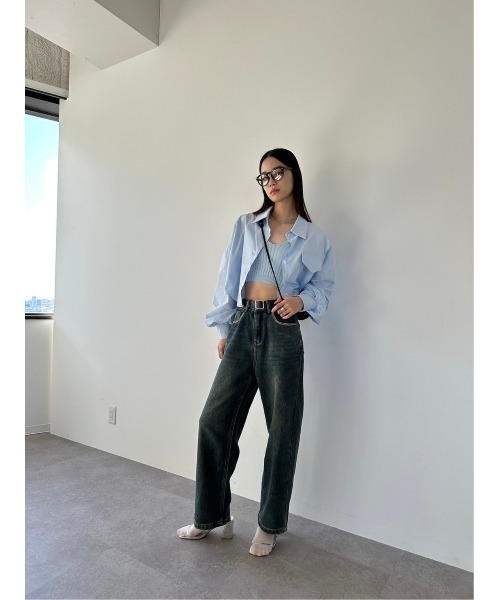 DRWCYS(ドロシーズ)の「ワイドストレートデニムパンツ(デニムパンツ・レディース・ネイビー・FREE/SMALL)」の5枚目の写真