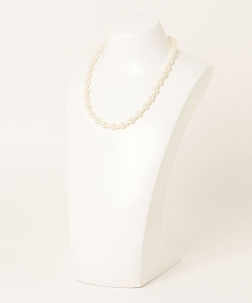 abahouse mavie(アバハウスマヴィ)の「シングルミックスパールネックレス(ネックレス・レディース・ホワイト・フリー)」の2枚目の写真