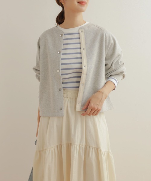 URBAN RESEARCH DOORS（アーバンリサーチドアーズ）の「コットンスウェットラグランショートカーディガン（カーディガン/ボレロ・レディース・アイボリー/グレー系その他/ネイビー・MEDIUM）」の19枚目の写真