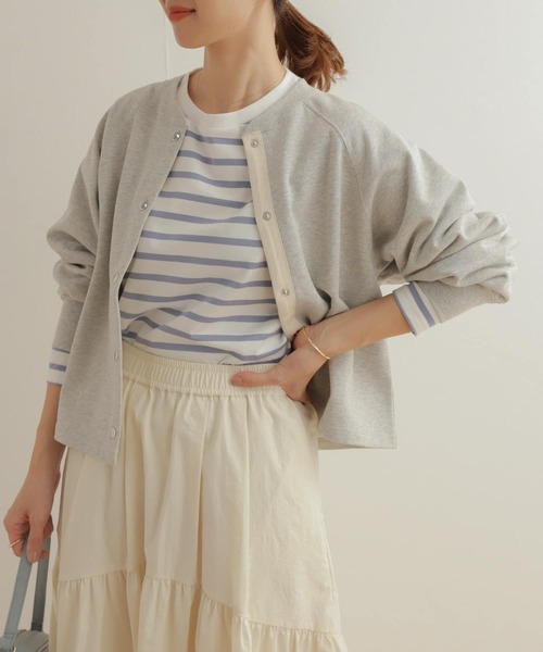 URBAN RESEARCH DOORS（アーバンリサーチドアーズ）の「コットンスウェットラグランショートカーディガン（カーディガン/ボレロ・レディース・アイボリー/グレー系その他/ネイビー・MEDIUM）」の18枚目の写真